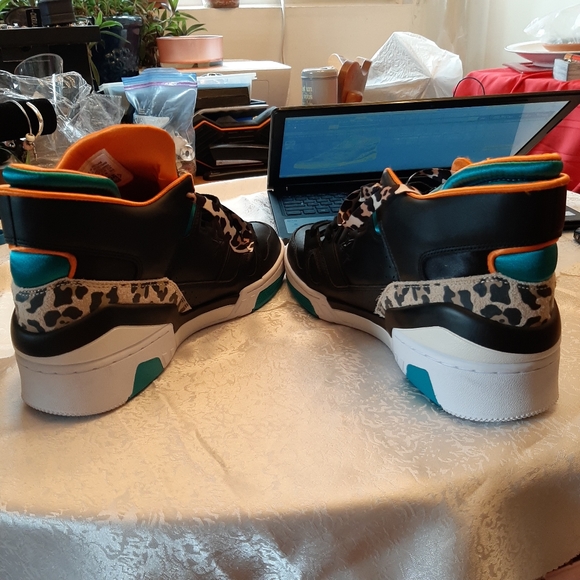 Men's Sneakers (Sportwear) - Picture 6 of 8